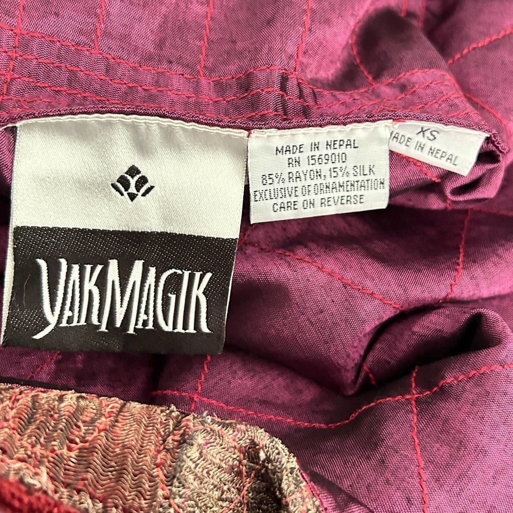 Yak Magik Patchwork Reversible Jacket XS Silk Boho Blazer Nepal Quilted - Picture 8 of 9